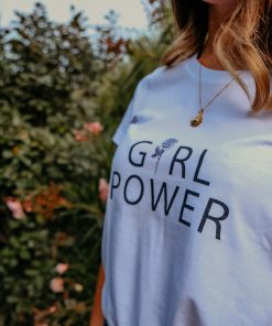 → Shirt - Girl Power | Frauenpower | Starke Frauen | Nachhaltig vegane Fair Fashion Mode für Frauen | 100% Bio-Baumwolle. Jetzt sichern.←