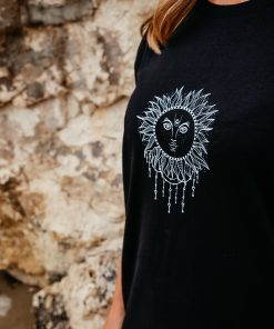→ Kleid - Miracle Sun | Boho Bohemian Sonne | Nachhaltige & vegane Fair Fashion Mode | T-Shirt aus 100% Bio-Baumwolle. Kleidung sichern. ←