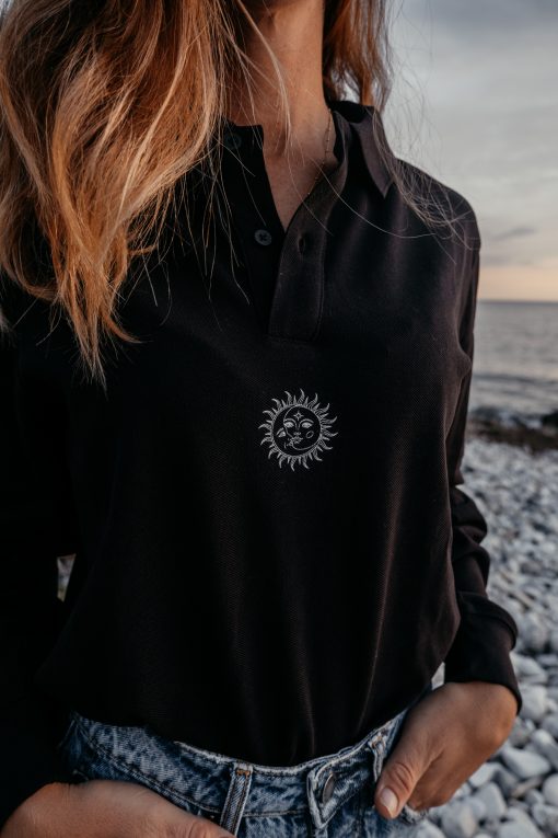 → Poloshirt - Half Sun & Moon | Boho Mode Sonne & Mond | Nachhaltige & vegane Fair Fashion | Polo aus 100% Bio-Baumwolle. Jetzt sichern. ←